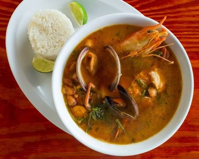 Mariscada en Sopa.